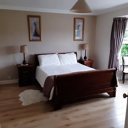 Gasthof Barr'S Accommodation Moville